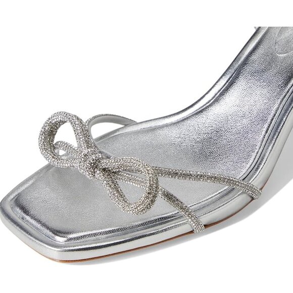 NWB Badgley Mischka® Dandelion Womens 8 Silver - Picture 2 of 6